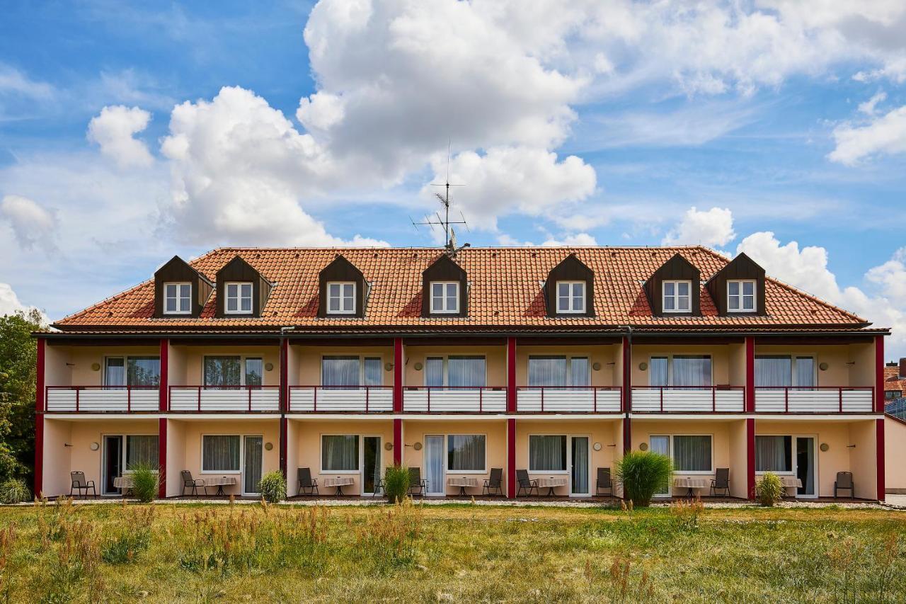 Flair-Hotel Zum Benediktiner Schwarzach am Main Exterior foto